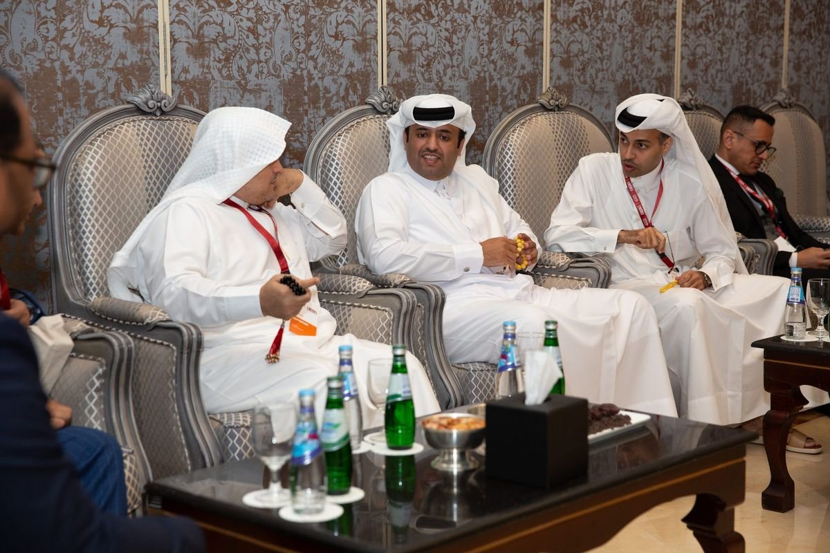 Delegates networking between sessions at the 1st Doha Arbitration Day